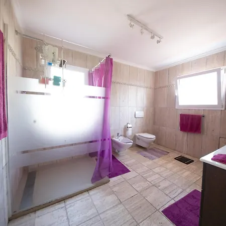 فيلة Lastres خافييا