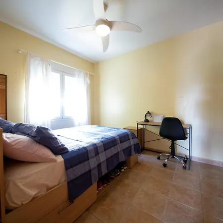 Lastres خافييا